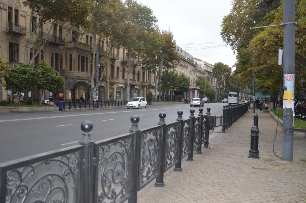 20 Shota Rustaveli Avenue Apartamento Tbilisi Exterior foto